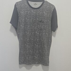 Hollister Men's Charcoal and Black Short Sleeve Tee
